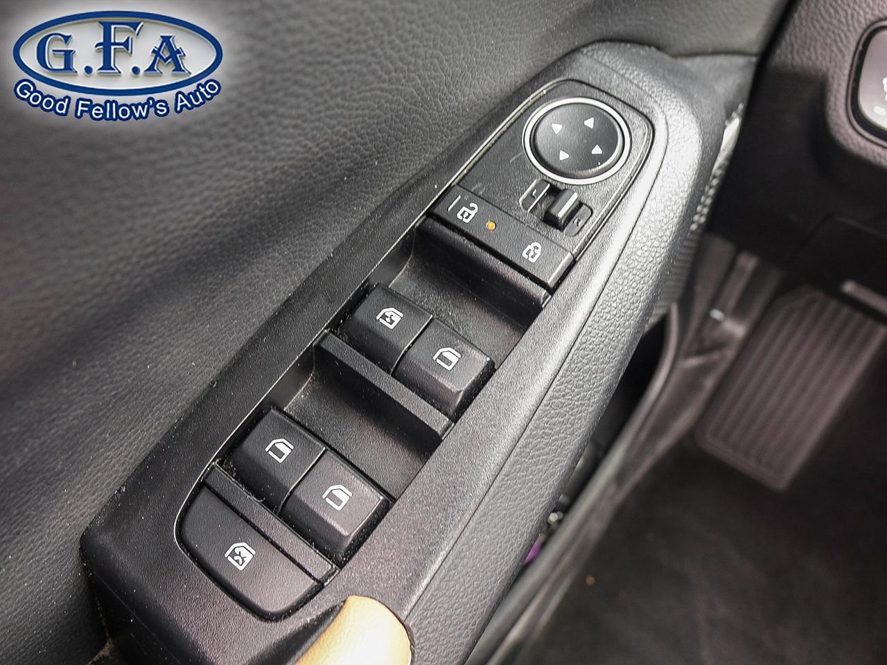 2024 Kia Seltos SX MODEL, AWD, LEATHER SEATS, SUNROOF, NAVIGATION, Photo