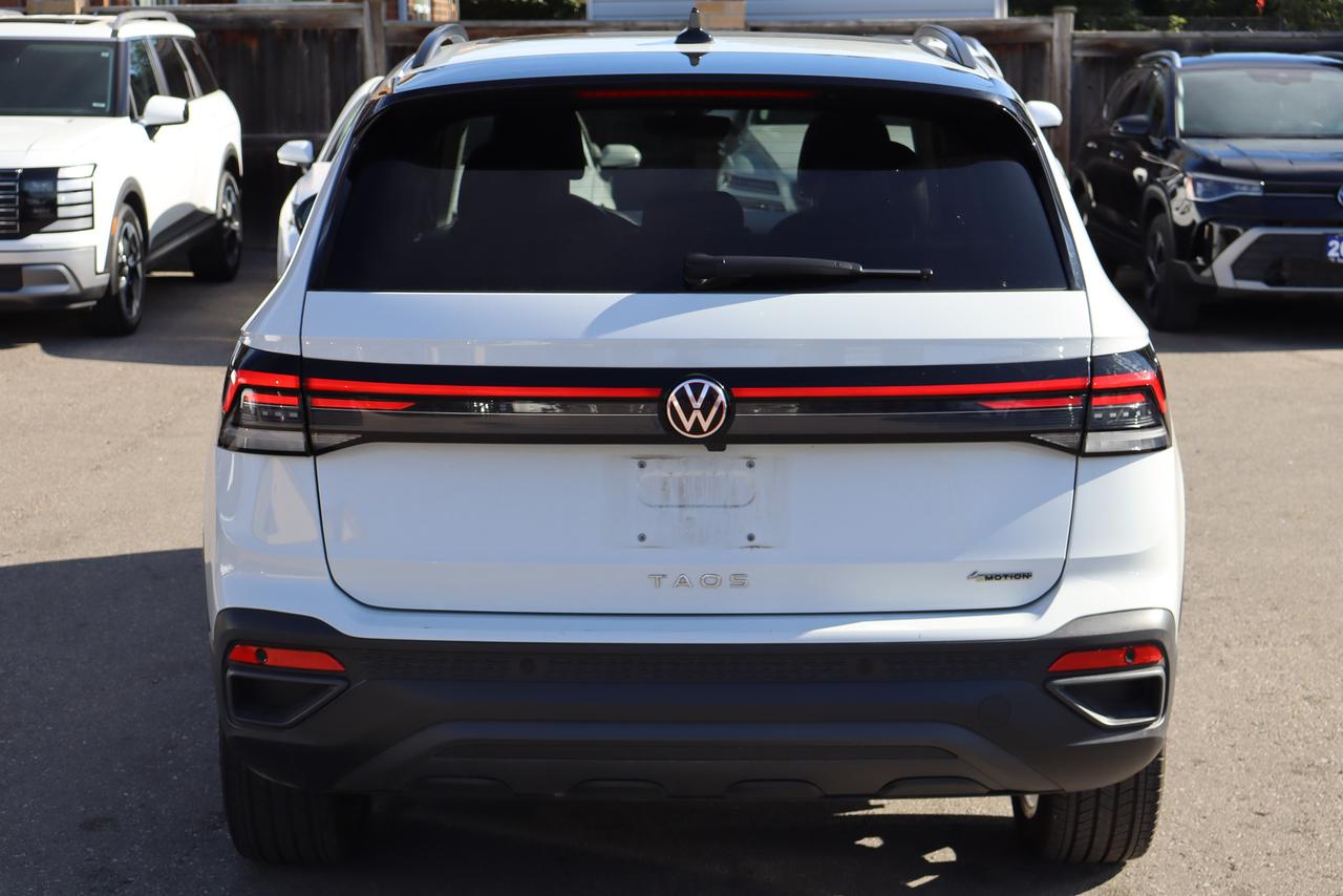 2026 Volkswagen Taos Comfortline Black Edition 4MOTION Photo