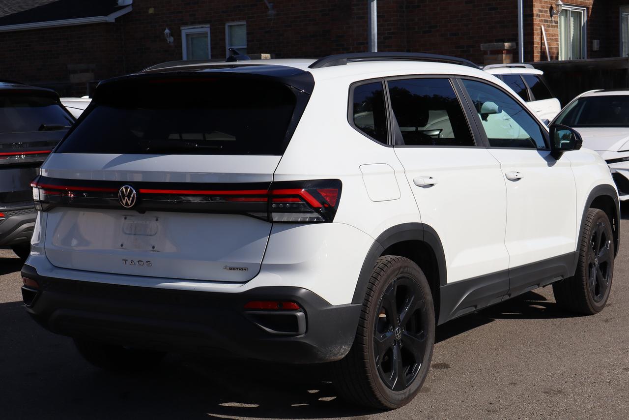 2026 Volkswagen Taos Comfortline Black Edition 4MOTION Photo
