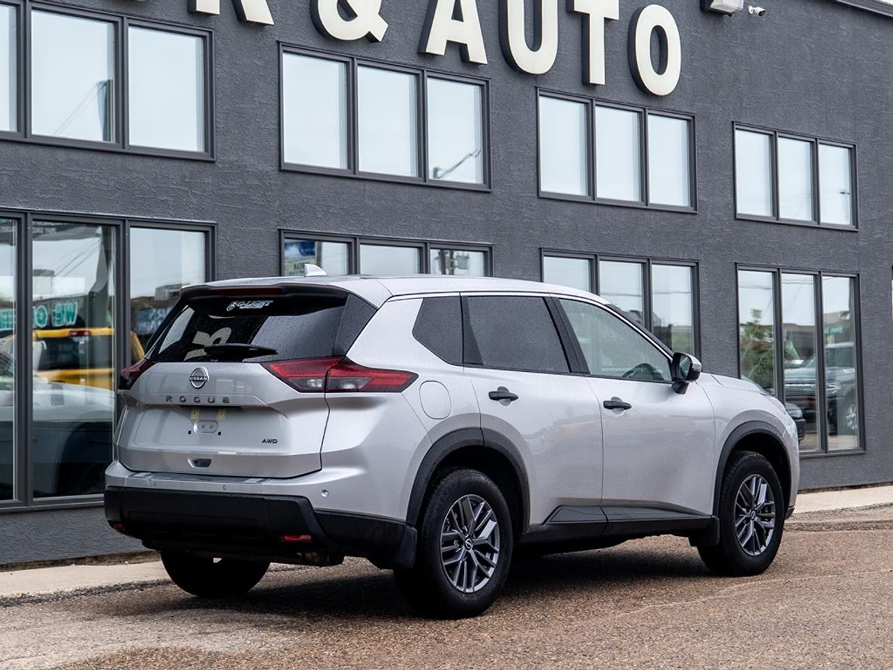 2024 Nissan Rogue AWD S Only 13,746 kms Photo26
