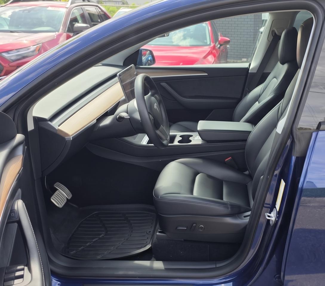 2022 Tesla Model Y PERFORMANCE / NO ACCIDENTS / AWD / LEATHER / NAV Photo4