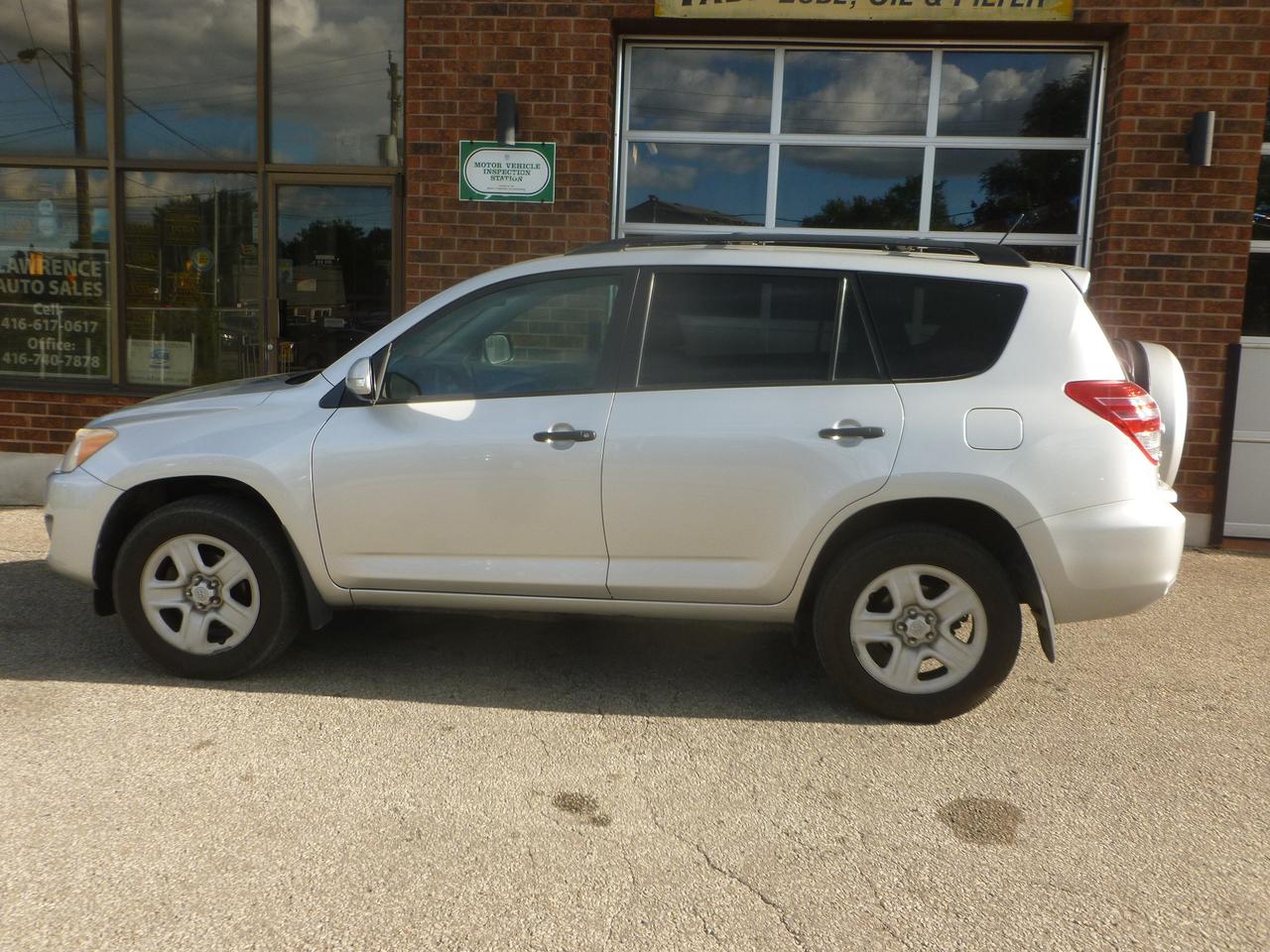 2010 Toyota RAV4 BASE Photo2