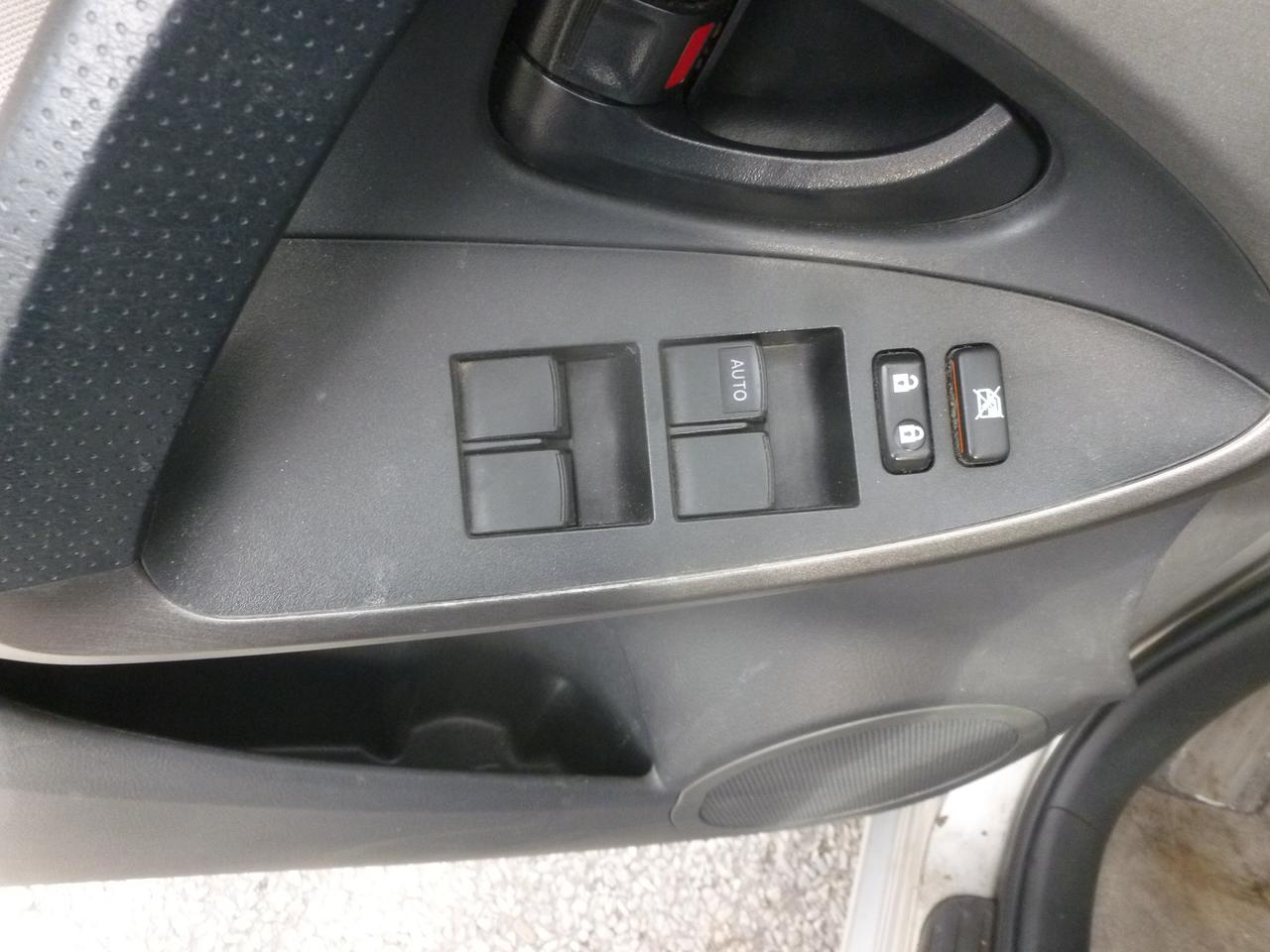 2010 Toyota RAV4 BASE Photo