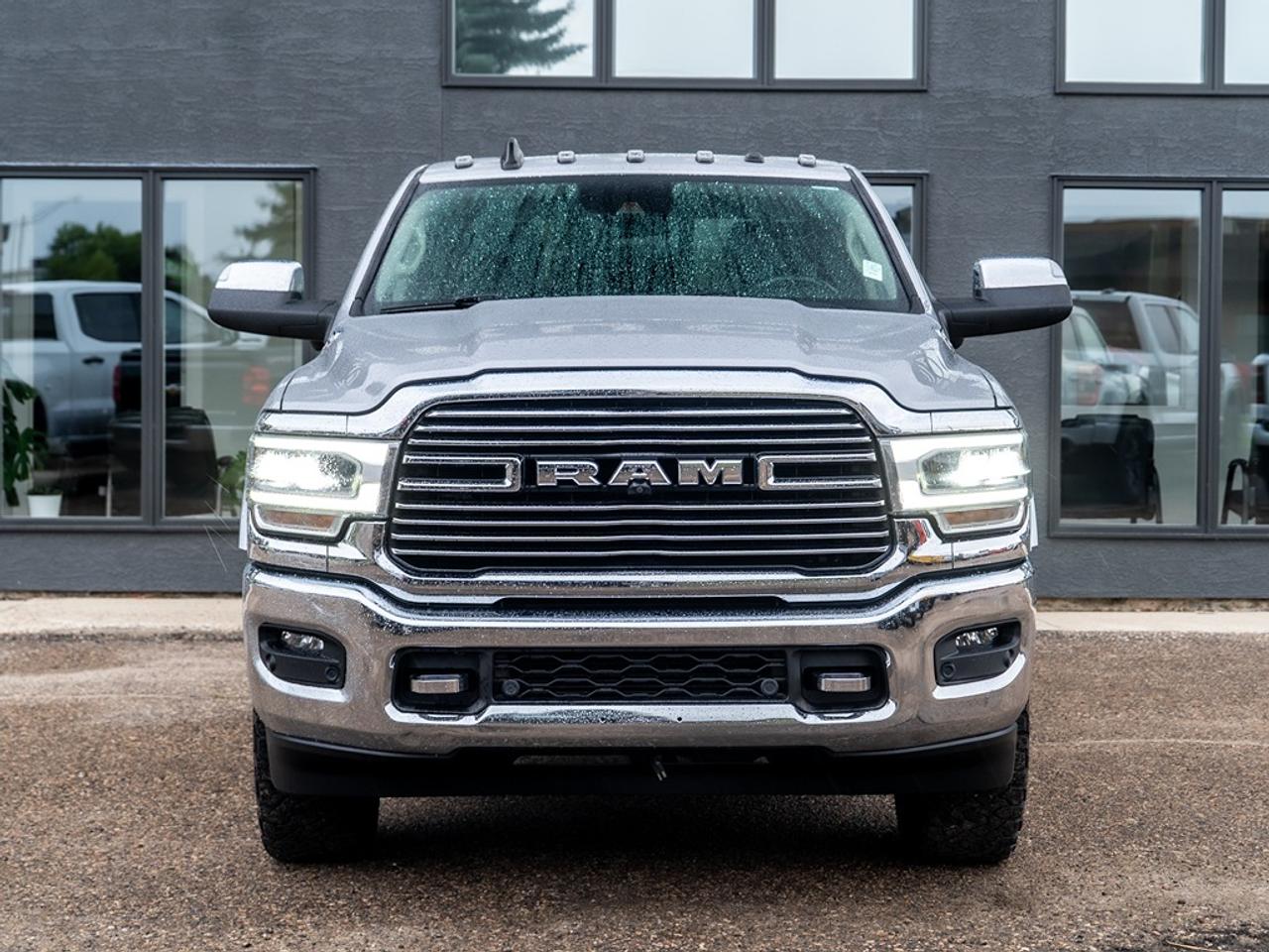 2020 RAM 3500 Laramie 4x4 Crew Cab 6'4" Box Photo25