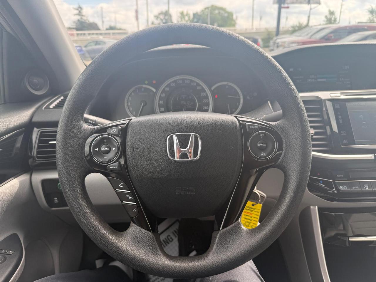 2017 Honda Accord LX / NO ACCIDENTS / PWR SEAT / REAR CAM / CRUISE Photo