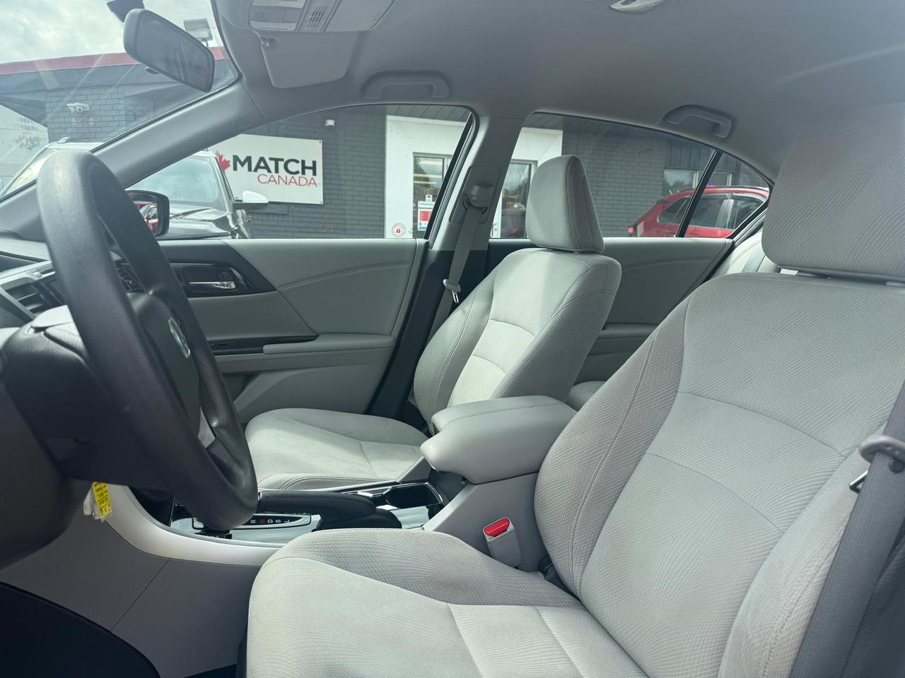2017 Honda Accord LX / NO ACCIDENTS / PWR SEAT / REAR CAM / CRUISE Photo