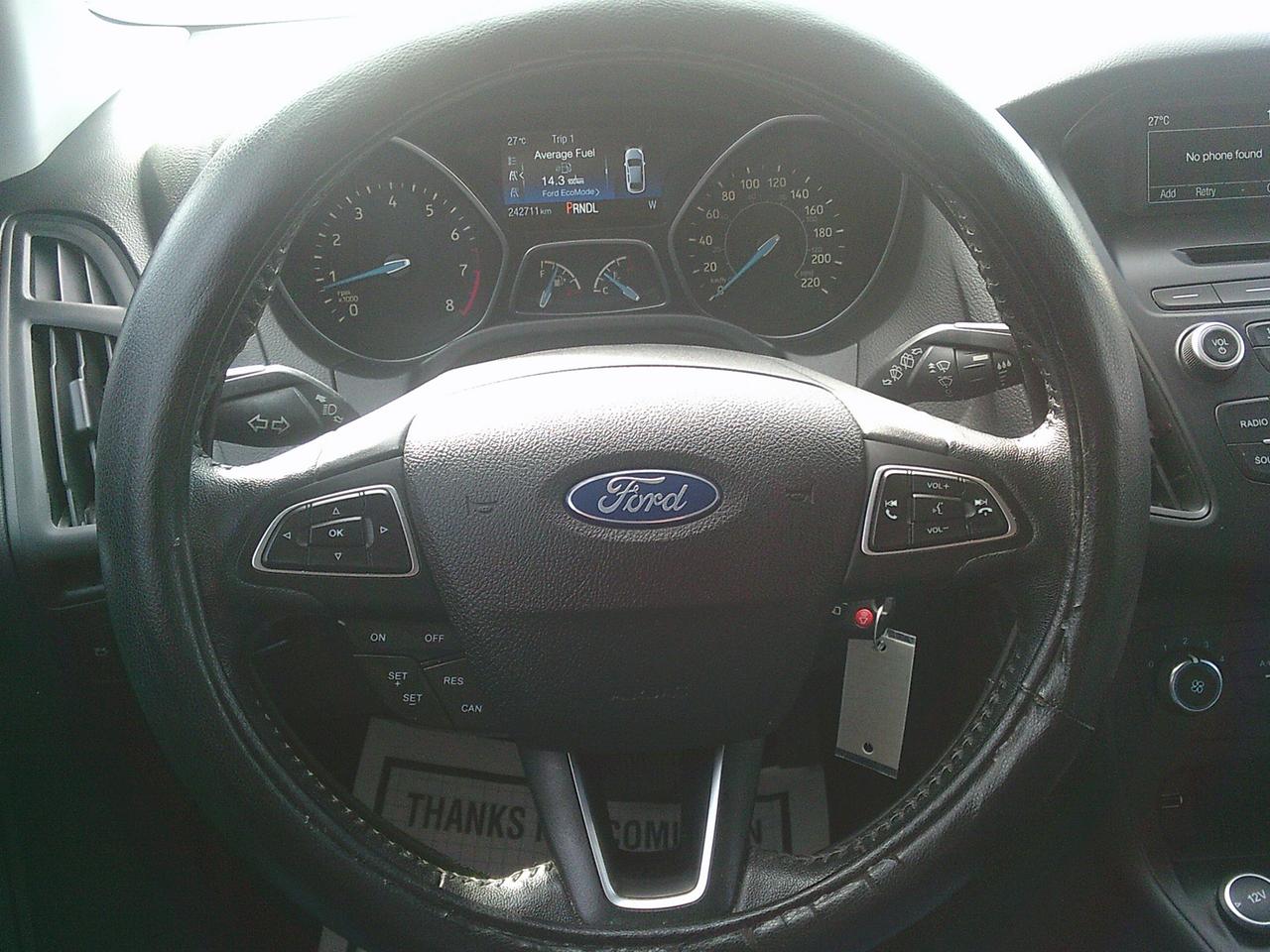 2015 Ford Focus 5DR HB SE Photo