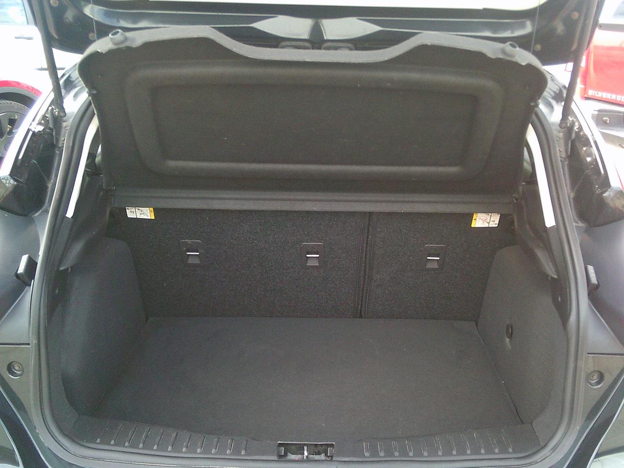 2015 Ford Focus 5DR HB SE Photo