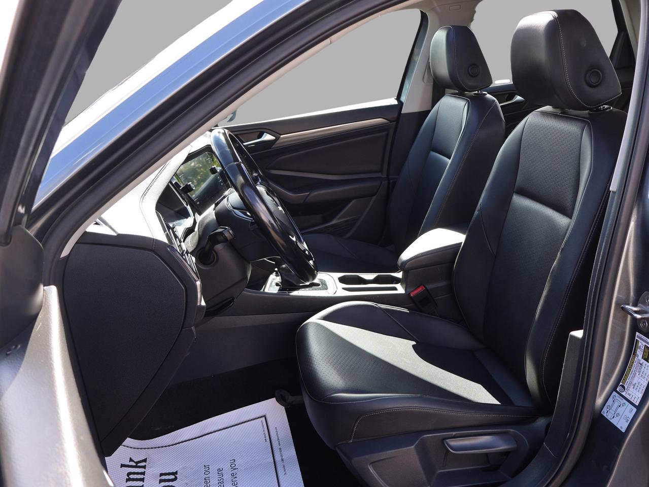 2019 Volkswagen Jetta HIGHLINE CAMERA BLUETOOTH LEATHER HEATED SUNROOF CRUISE ALLOYS Photo