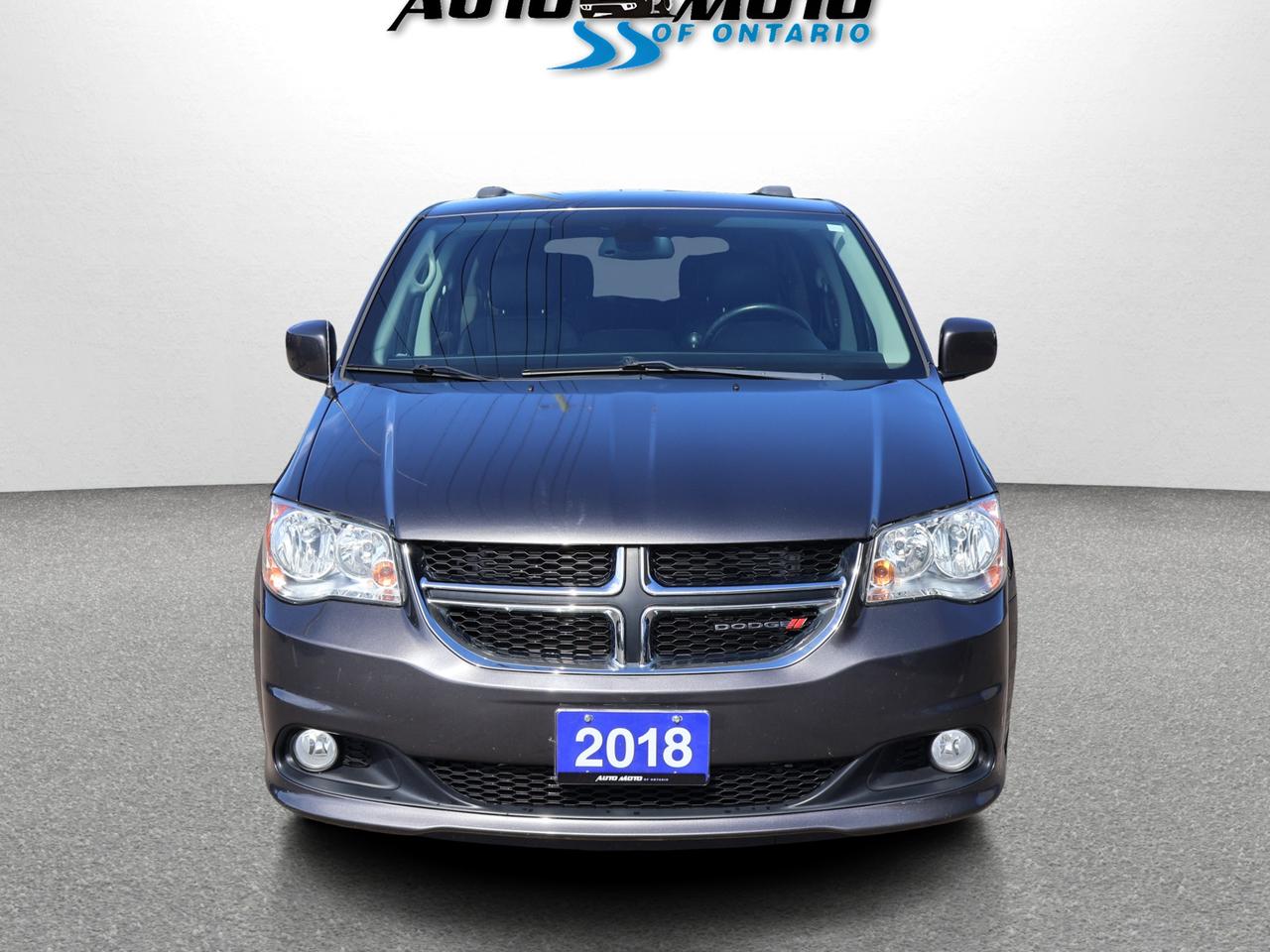 2018 Dodge Grand Caravan V6 CREW PLUS *ACCIDENT FREE*1 OWNER*CHRYSLE CAMERA NAV BLUETOOTH LEATHER HEATED SEATS CRUISE ALLOYS R MAINTAIN* Photo5