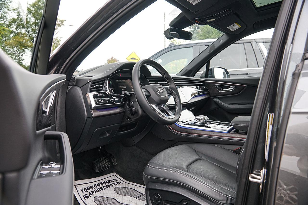 2026 Audi Q7 Technik S-LINE QUATTRO |7 PASS|HUD|NAVI|LOW KM!! Photo