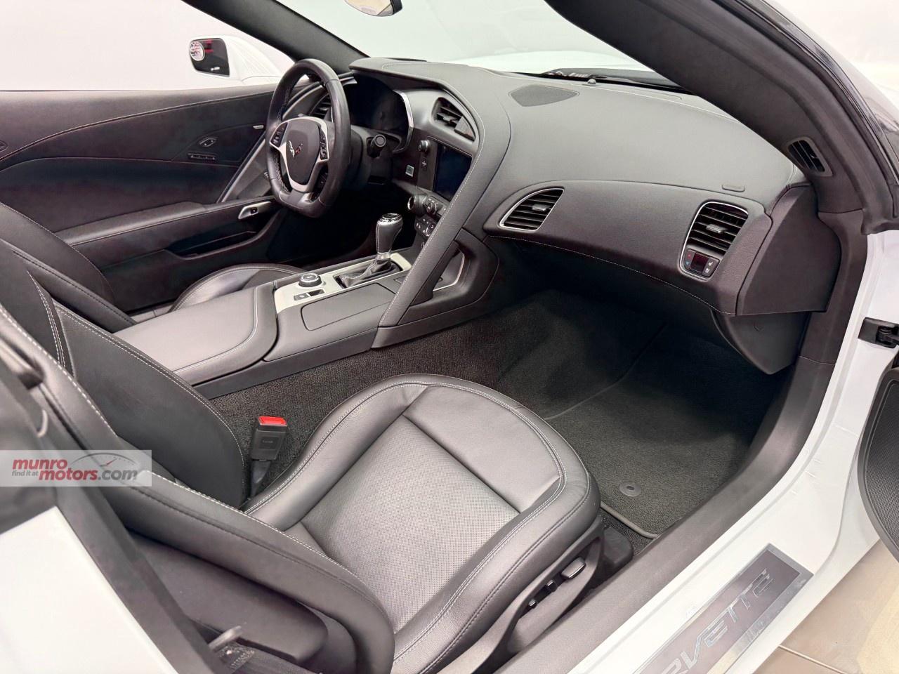 2019 Chevrolet Corvette StingRay Coupe 2LT Photo