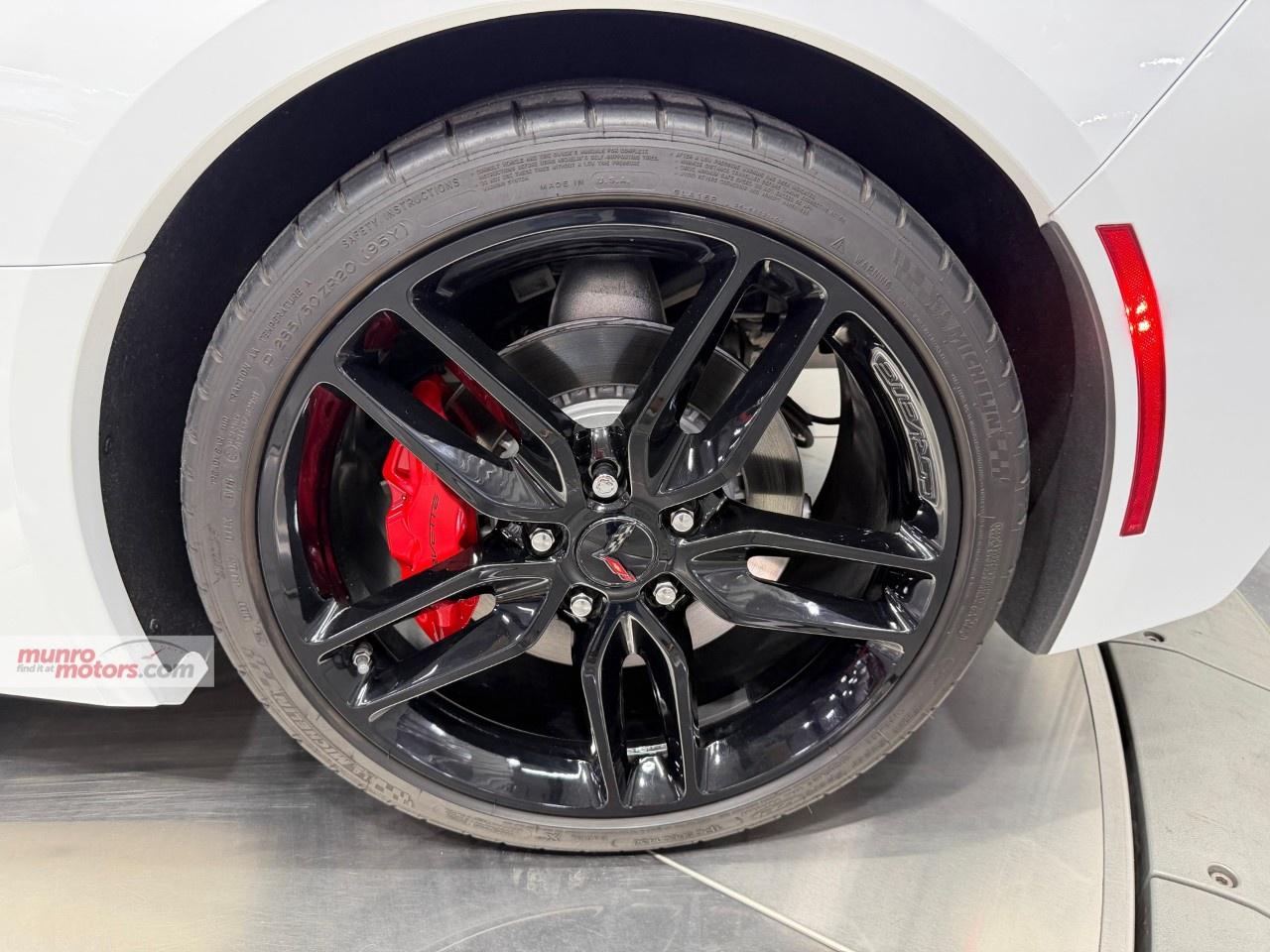 2019 Chevrolet Corvette StingRay Coupe 2LT Photo
