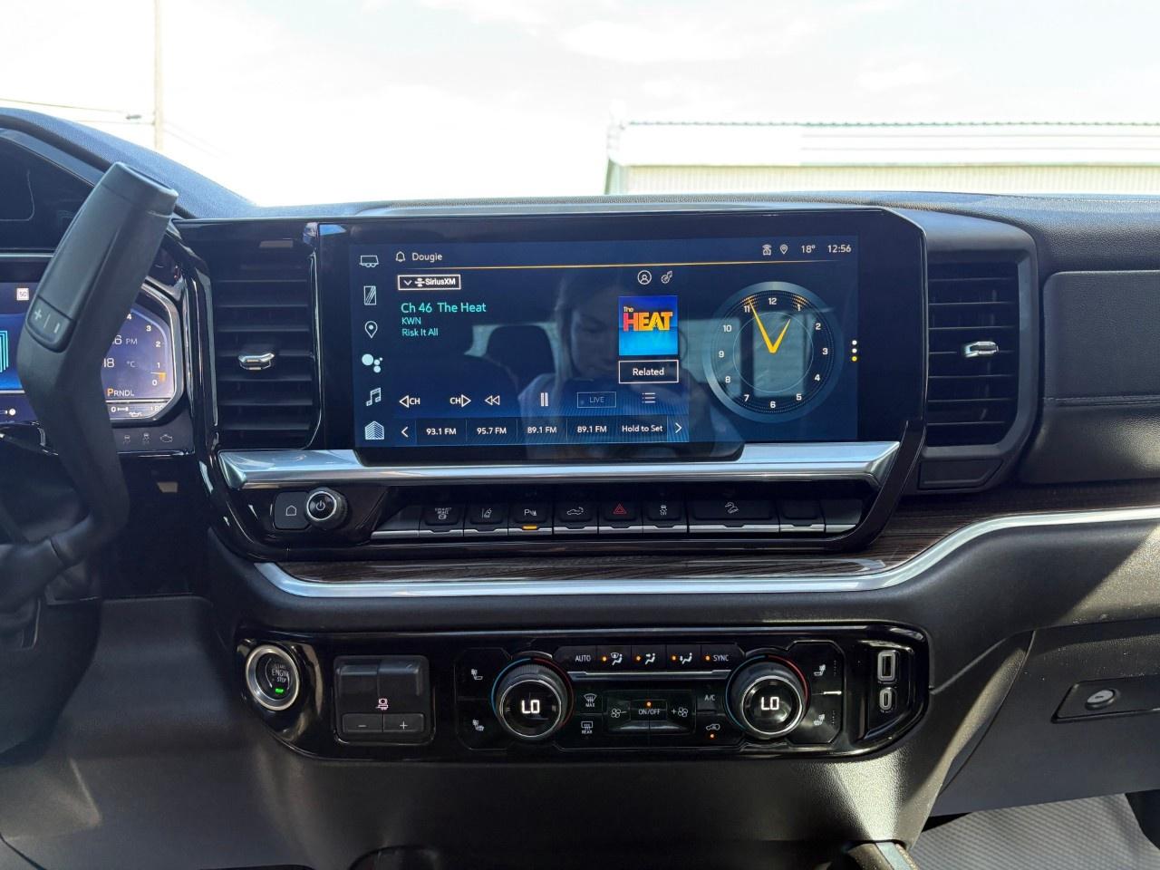 2024 Chevrolet Silverado 2500 HD 4WD Crew Cab Standard Box LT Photo