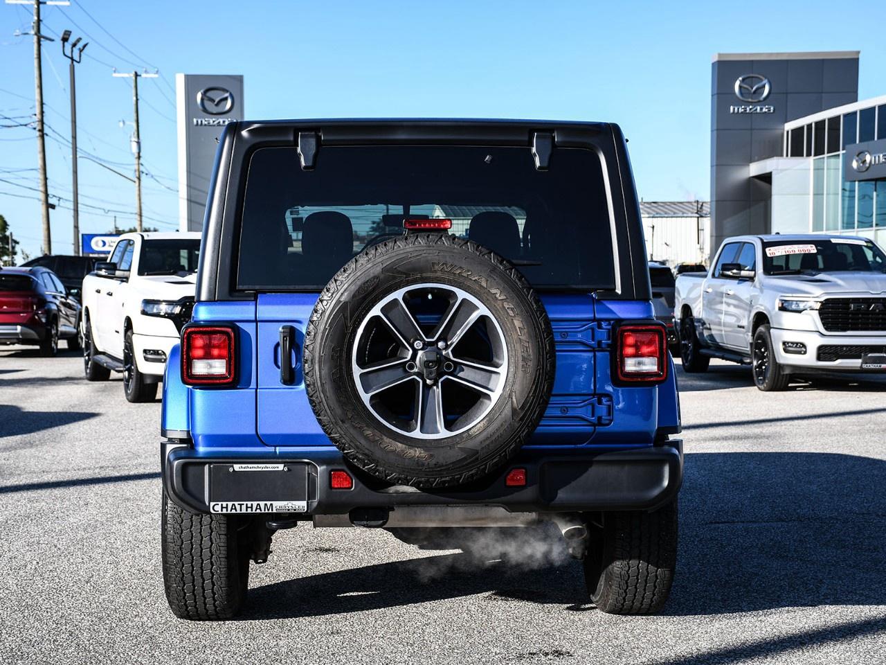 2023 Jeep Wrangler Sahara 4 Door 4x4 Photo2