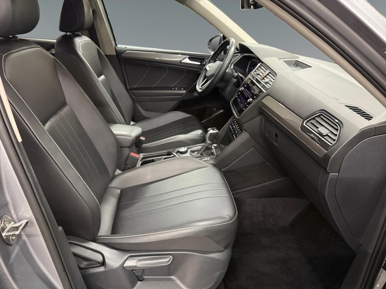 2024 Volkswagen Tiguan COMFORTLINE 4Motion Photo