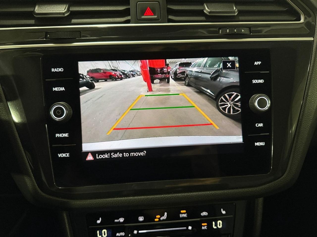 2024 Volkswagen Tiguan COMFORTLINE 4Motion Photo
