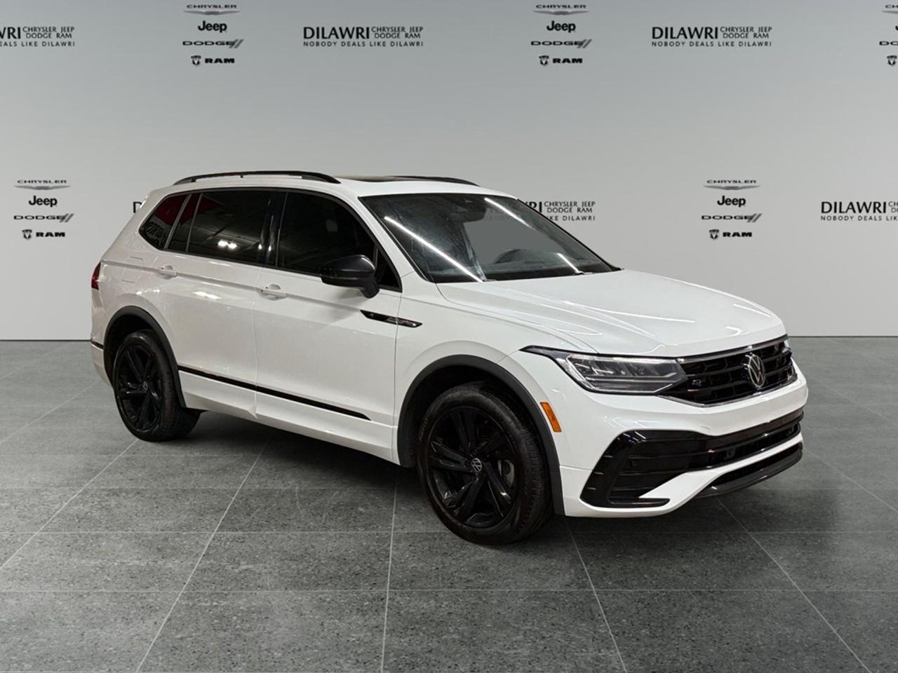 2023 Volkswagen Tiguan Comfortline R-Line Black Edition 4MOTION Photo