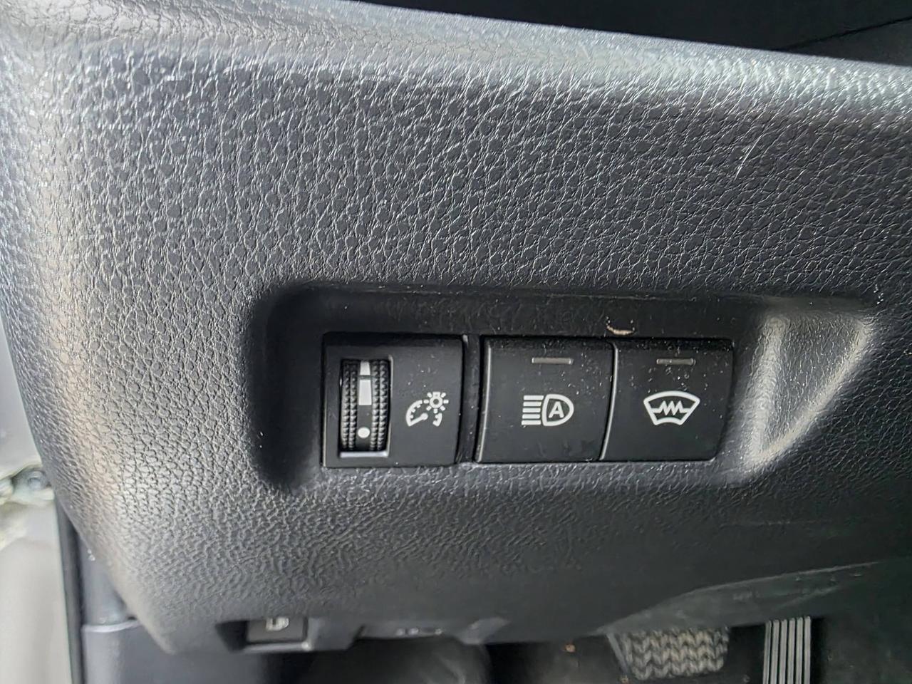 2025 Toyota RAV4 Hybrid LE AWD Photo