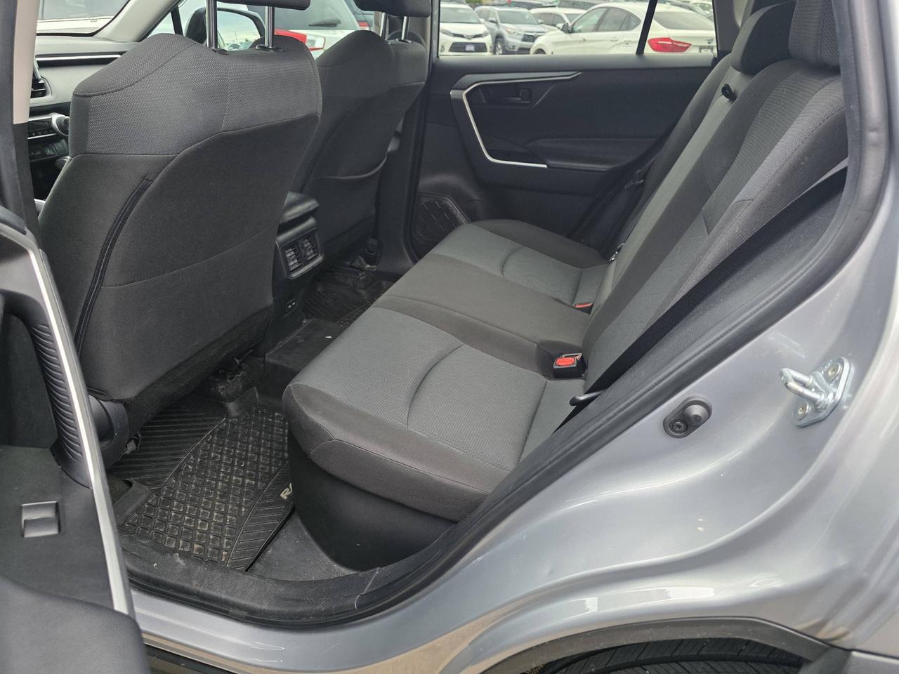 2025 Toyota RAV4 Hybrid LE AWD Photo