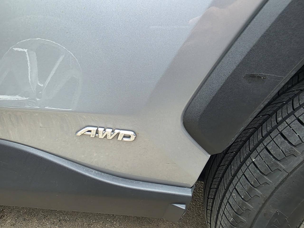 2025 Toyota RAV4 Hybrid LE AWD Photo