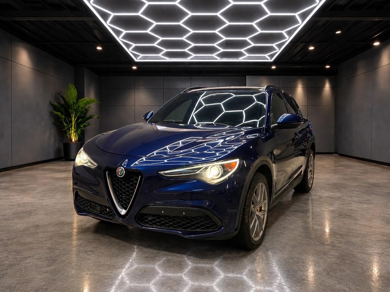2018 Alfa Romeo Stelvio Q4 TI Sport AWD Photo
