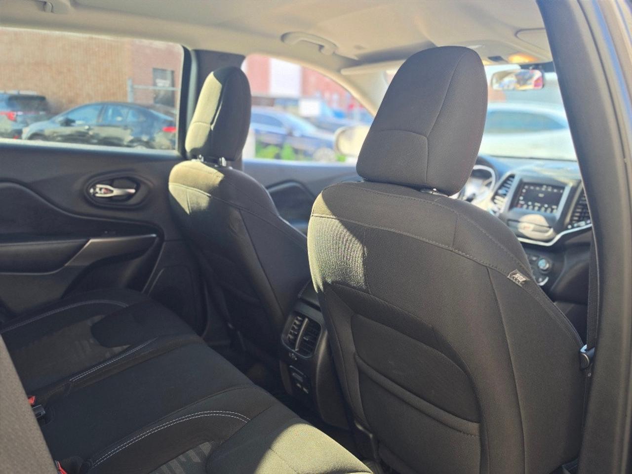 2019 Jeep Cherokee NORTH-CERTIFIED-HEATED SEAT-FINANCE AVAILABLE Photo