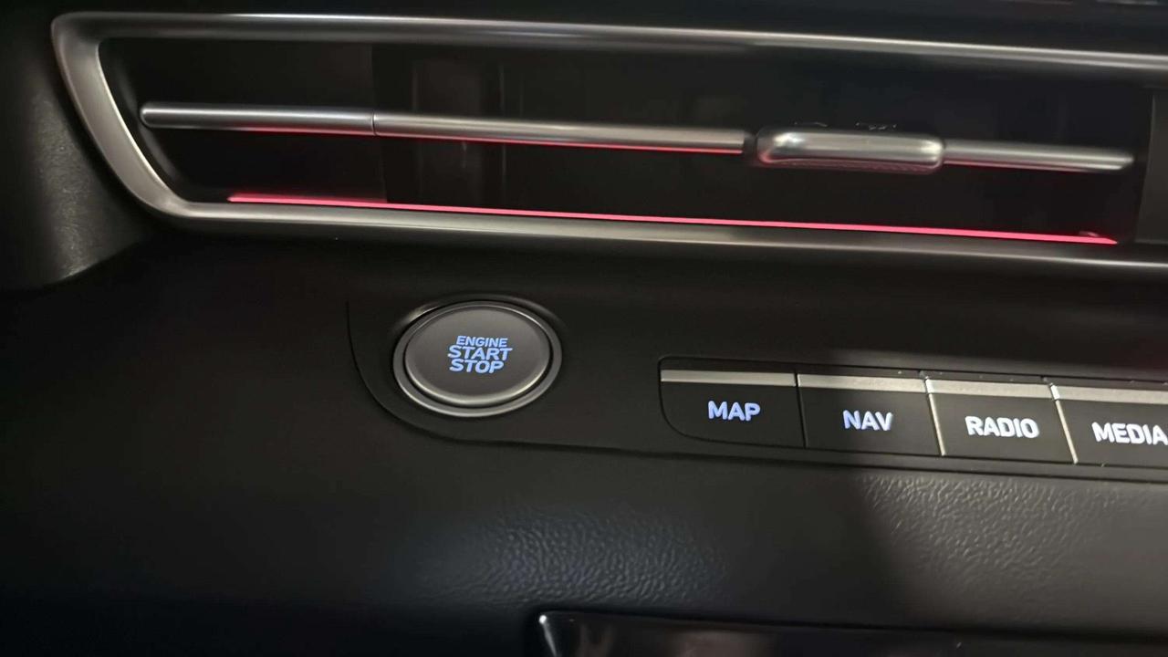 2023 Hyundai Elantra LUXURY| SUNROOF| NAVI| BLIND SPOT| CARPLAY Photo