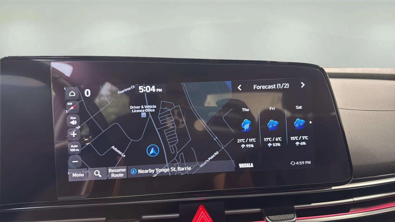 2023 Hyundai Elantra LUXURY| SUNROOF| NAVI| BLIND SPOT| CARPLAY Photo