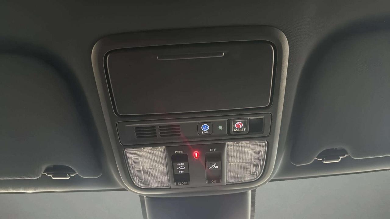 2024 Honda Odyssey BLACK EDITION| CLEAN CARFAX| DVD| SUNROOF| NAVI Photo