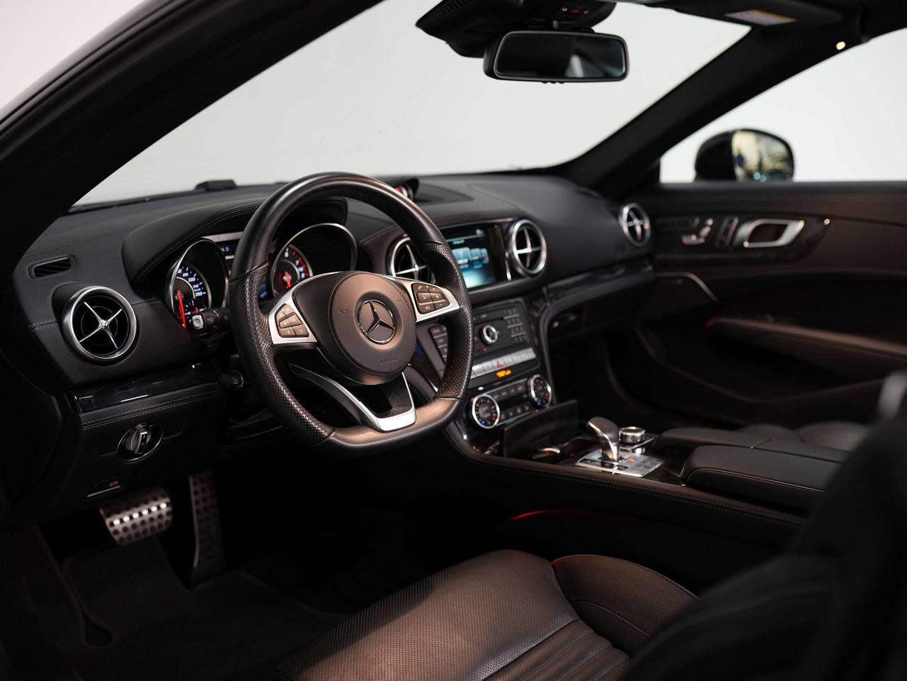 2020 Mercedes-Benz SL-Class 550 | AMG | MAGIC SKY | PREMIUM PKG Photo