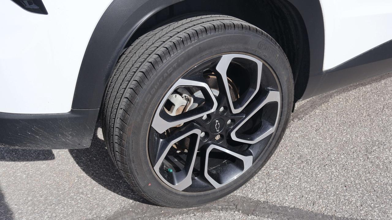 2025 Chevrolet Trax 2RS | Smart Device Integration Photo