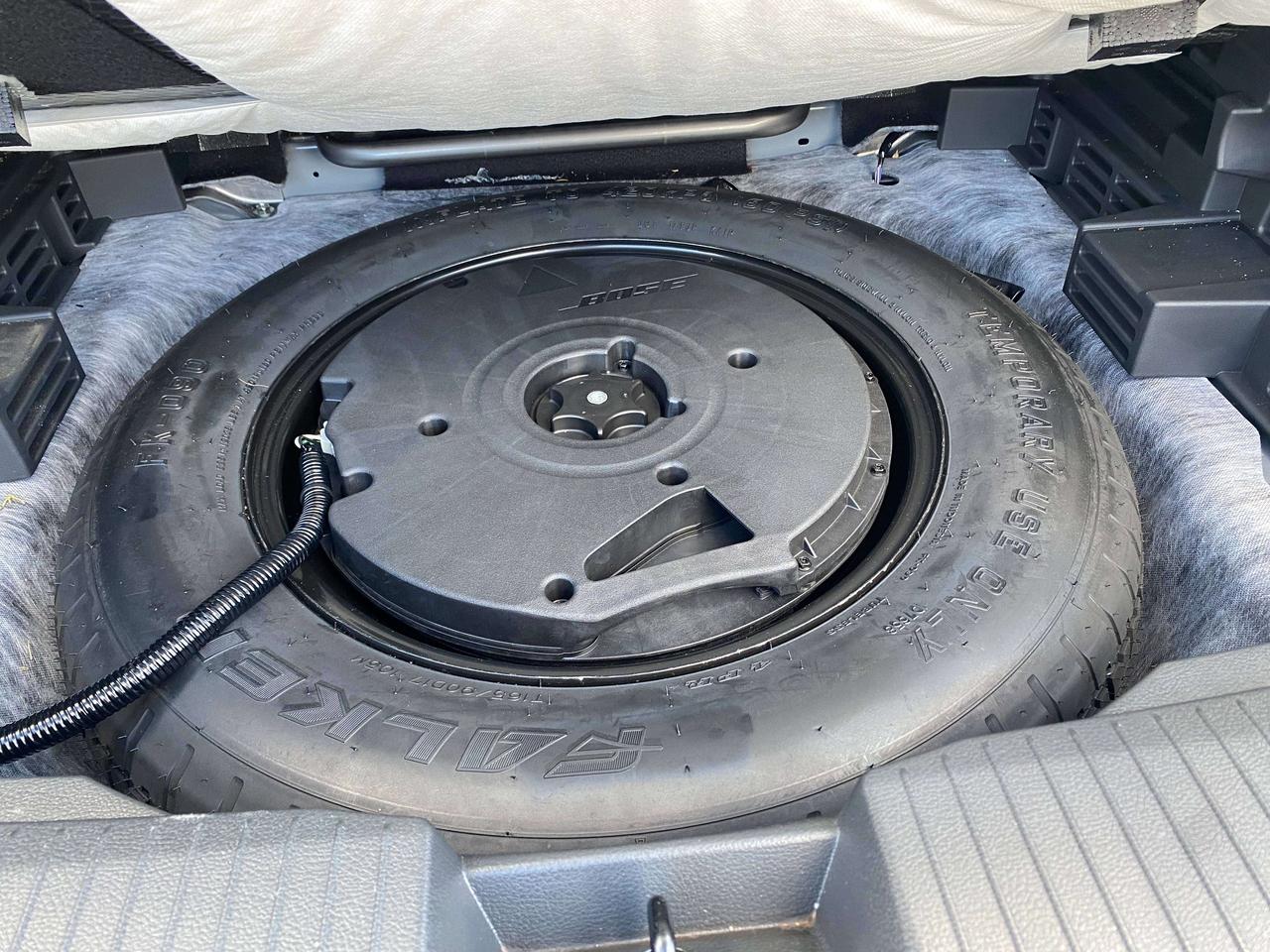 2024 Nissan Rogue PLATINUM, CLEAN CARFAX, SUNROOF, REMOTE START! - Photo #11