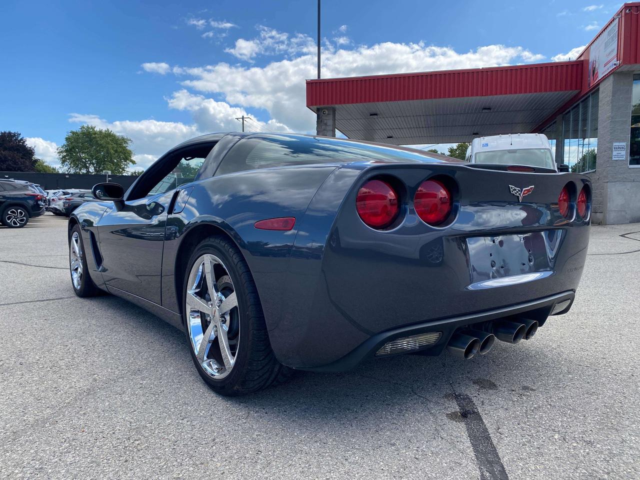 2010 Chevrolet Corvette 3LT - Photo #6
