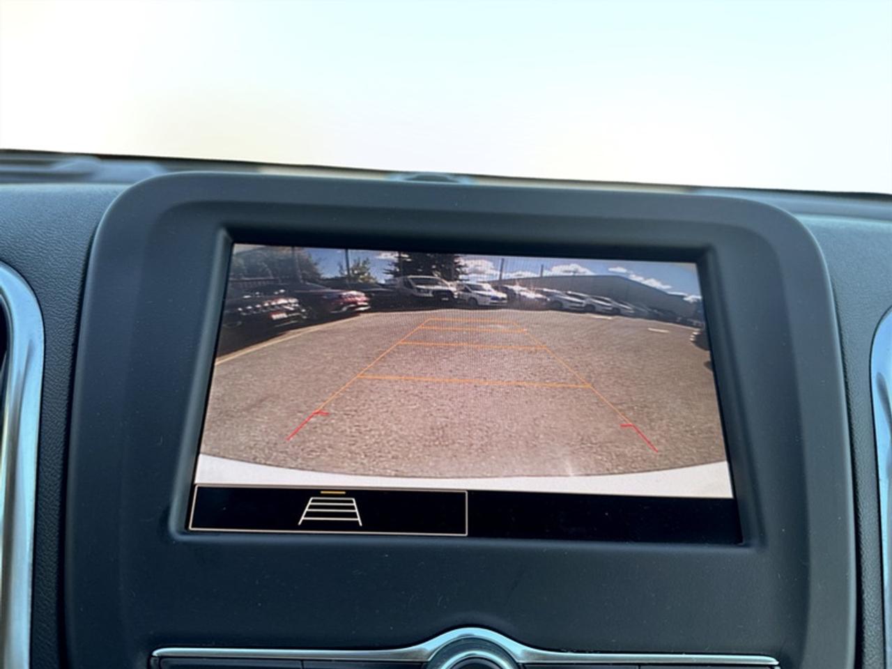 2024 Chevrolet Equinox LT Photo