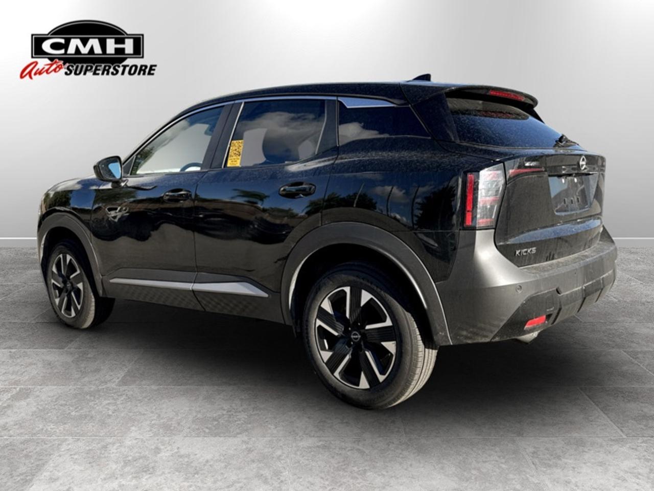 2026 Nissan Kicks SV  **APPLE CP - HEATED SW** Photo
