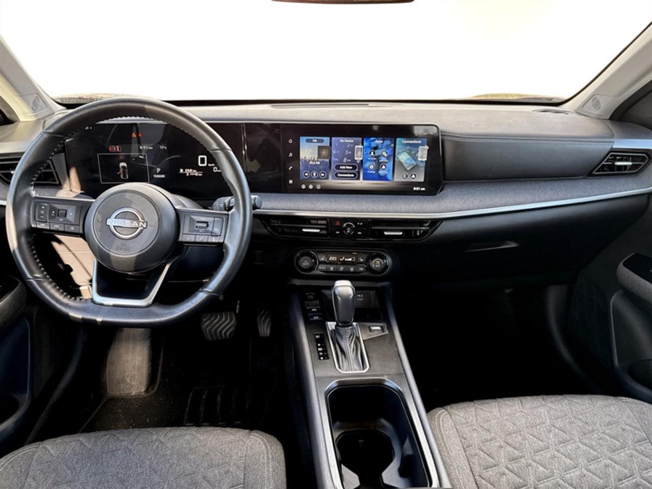 2026 Nissan Kicks SV  **APPLE CP - HEATED SW** Photo