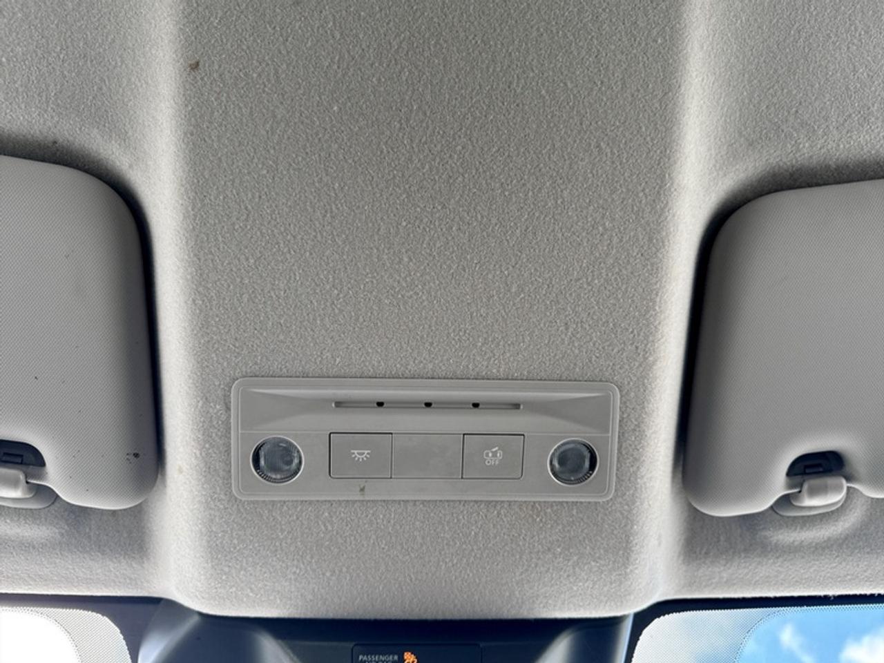 2026 Nissan Kicks SV  **APPLE CP - HEATED SW** Photo