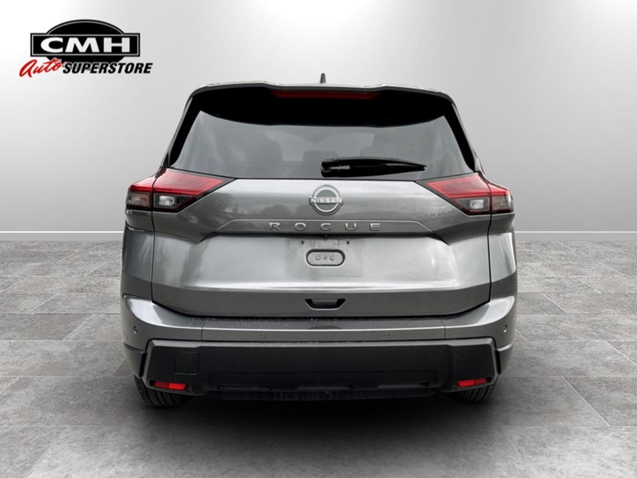 2024 Nissan Rogue SV Moonroof  **PANORAMIC SUNROOF** Photo