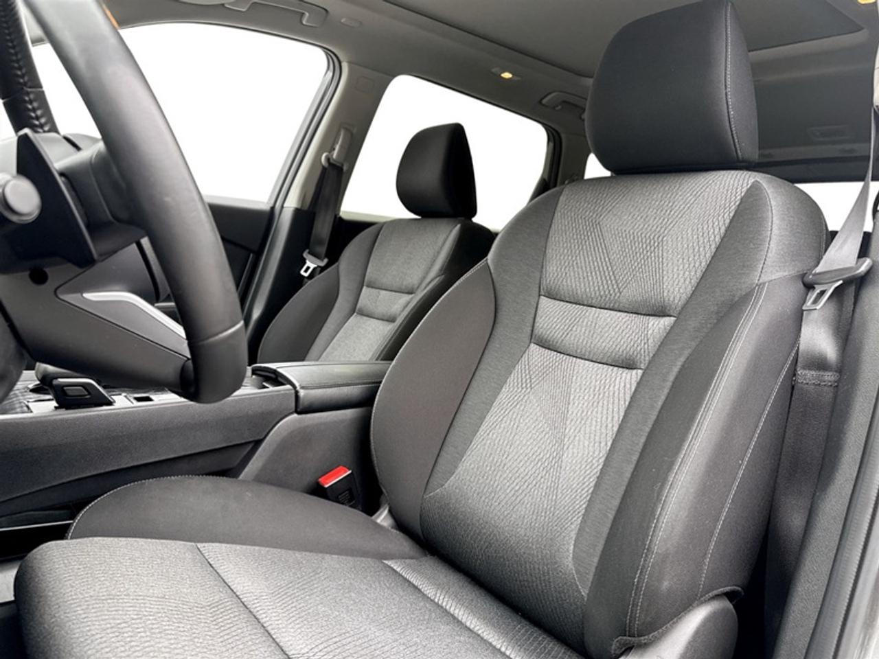 2024 Nissan Rogue SV Moonroof  **PANORAMIC SUNROOF** Photo