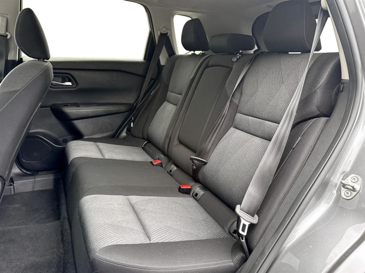2024 Nissan Rogue SV Moonroof  **PANORAMIC SUNROOF** Photo