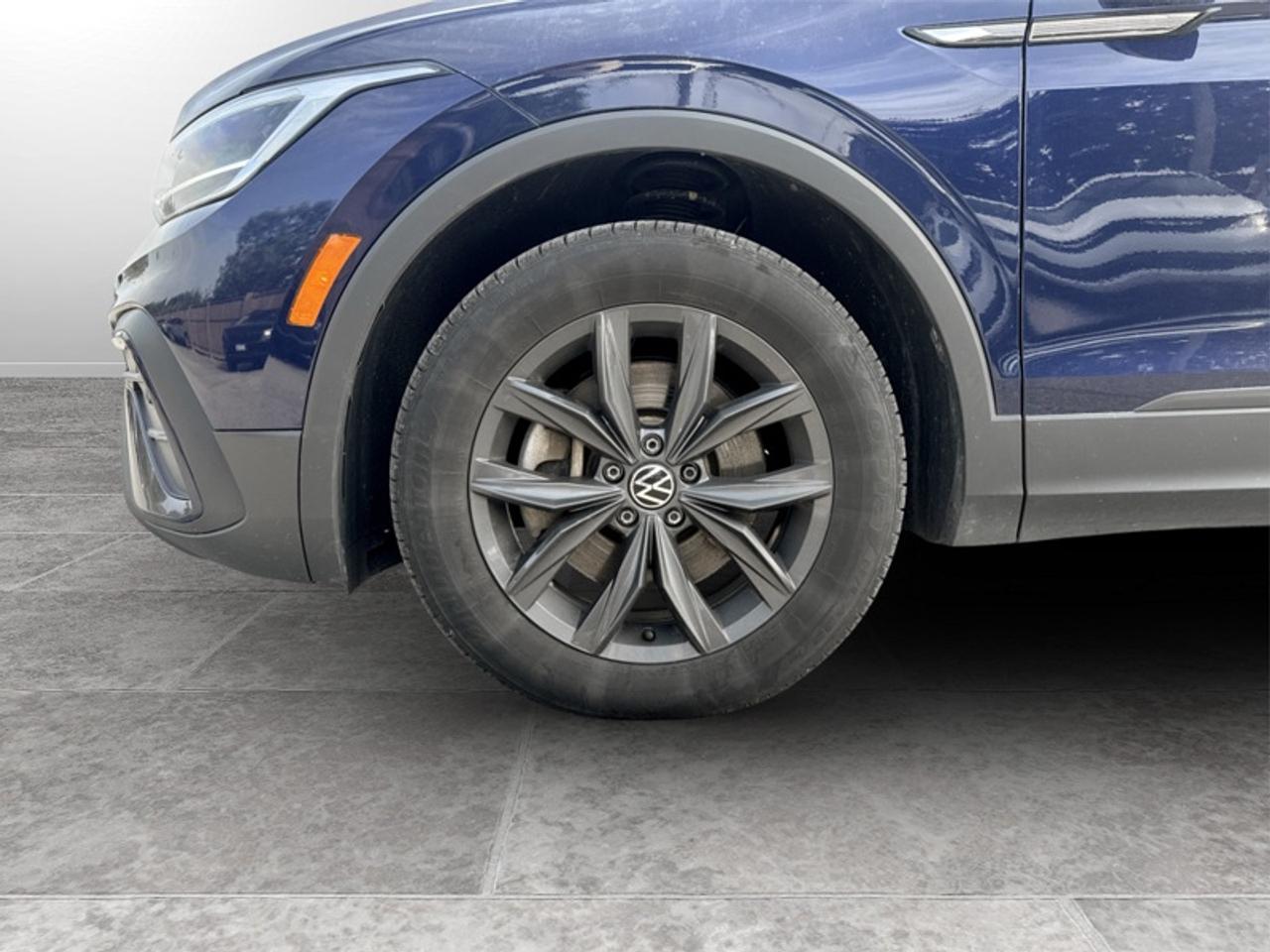2024 Volkswagen Tiguan Comfortline w/Third Row Pkg  *CLEAN CF* Photo