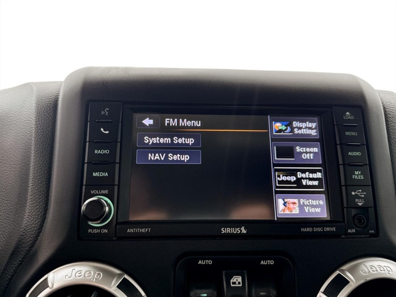 2018 Jeep Wrangler Unlimited Sahara  **LOW MILEAGE** Photo