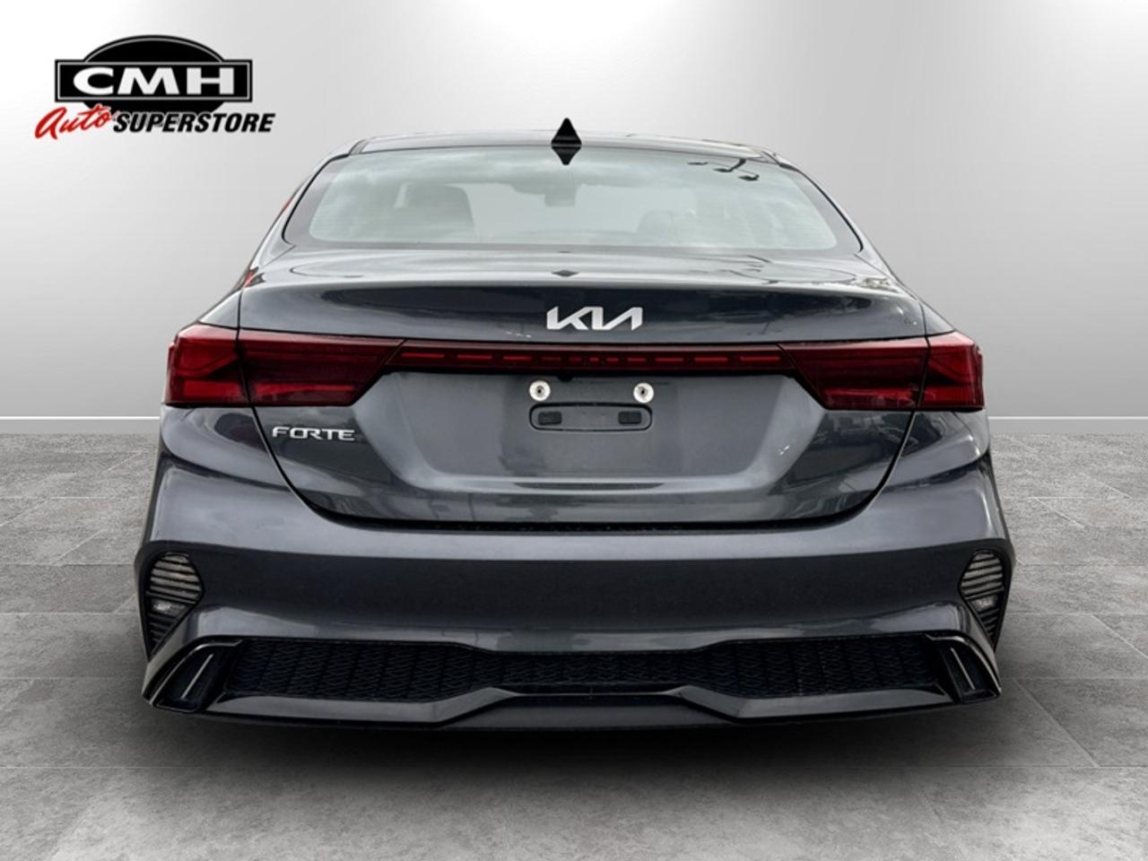 2024 Kia Forte EX  **CLEAN CARFAX** Photo