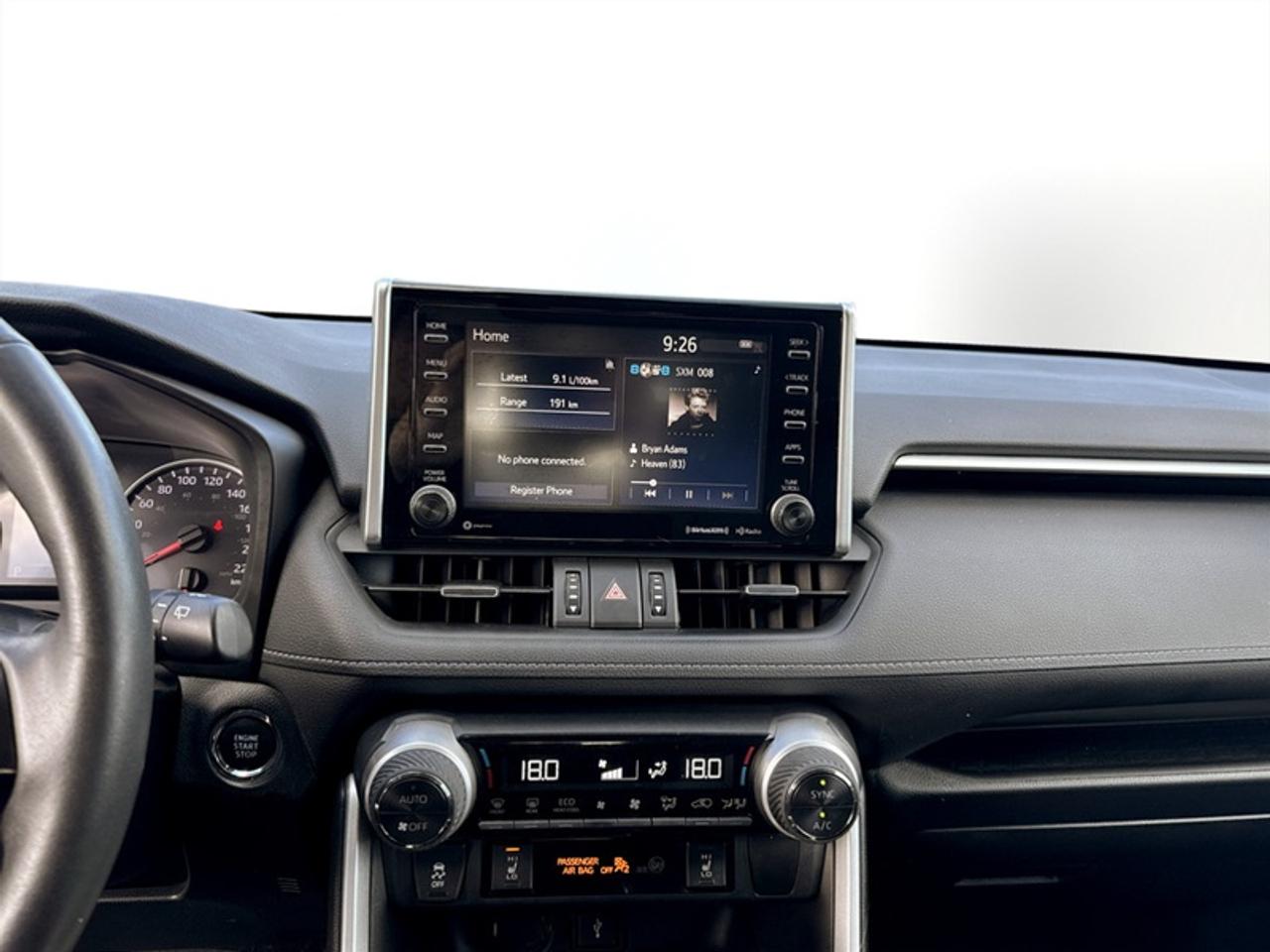 2020 Toyota RAV4 XLE  **LOW MILEAGE** Photo