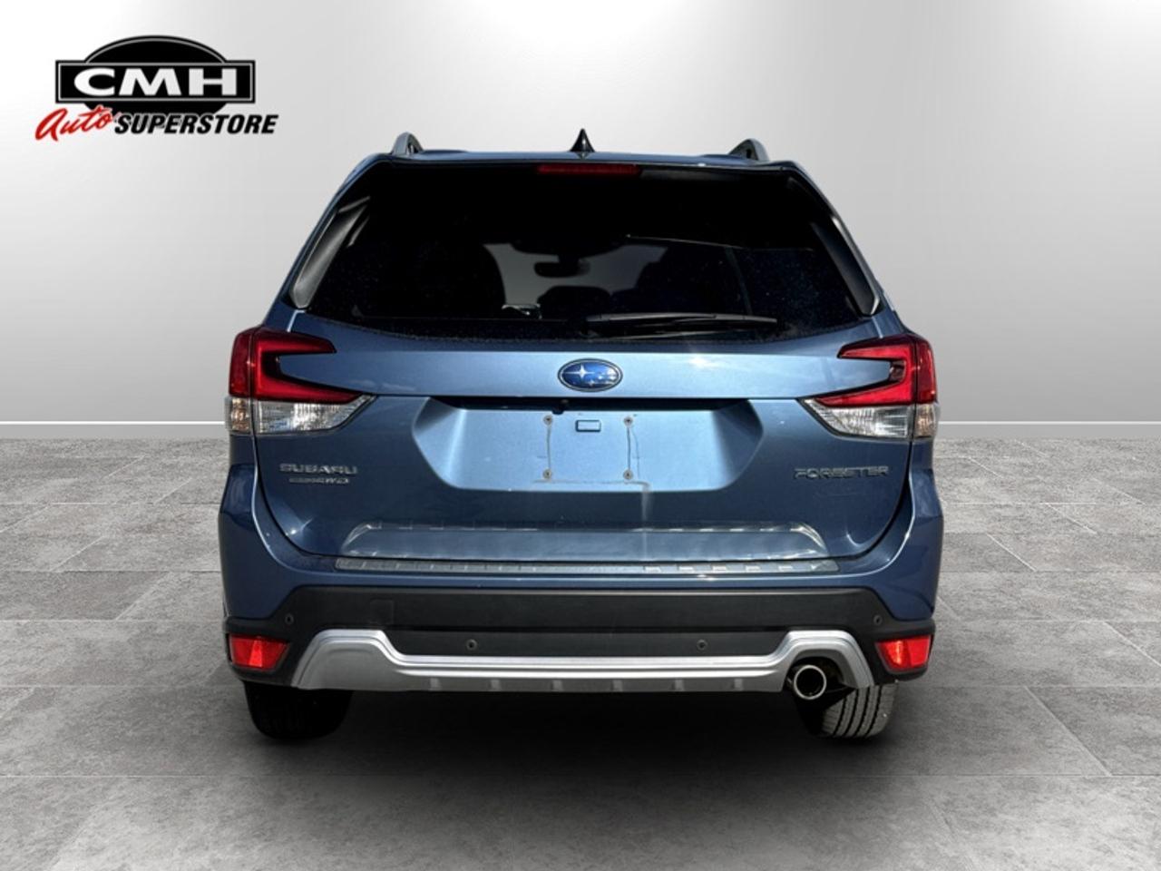 2024 Subaru Forester Premier  **CLEAN CARFAX** Photo