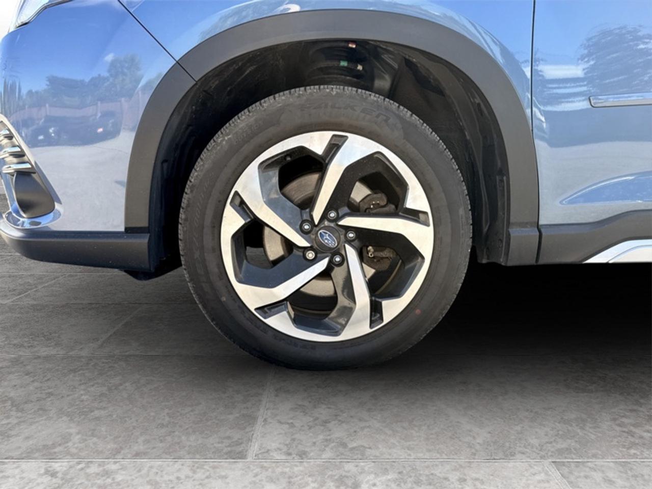2024 Subaru Forester Premier  **CLEAN CARFAX** Photo