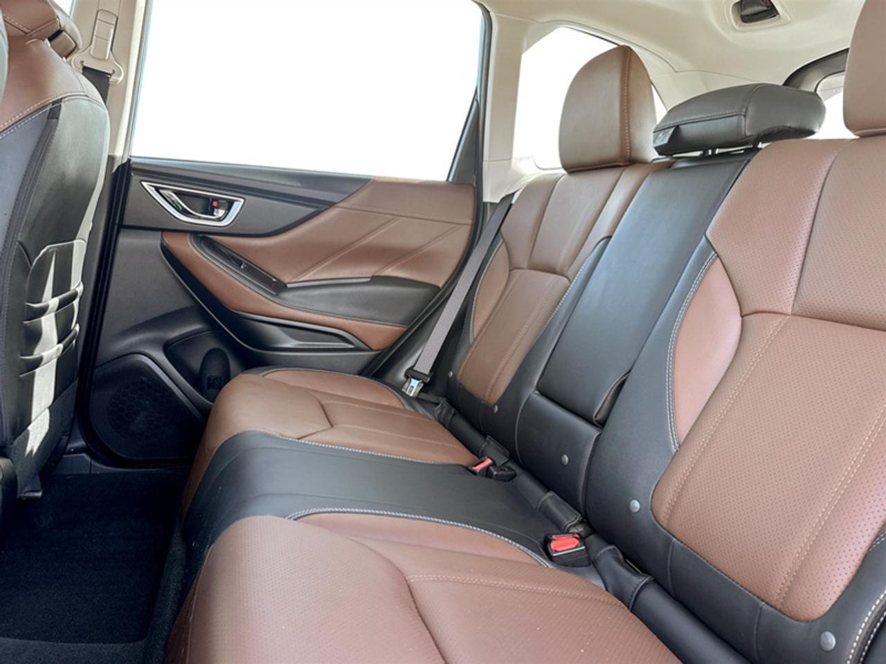 2024 Subaru Forester Premier  **CLEAN CARFAX** Photo