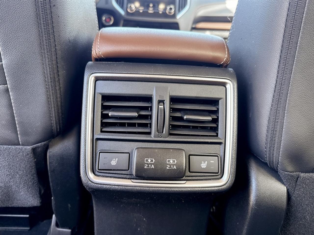2024 Subaru Forester Premier  **CLEAN CARFAX** Photo