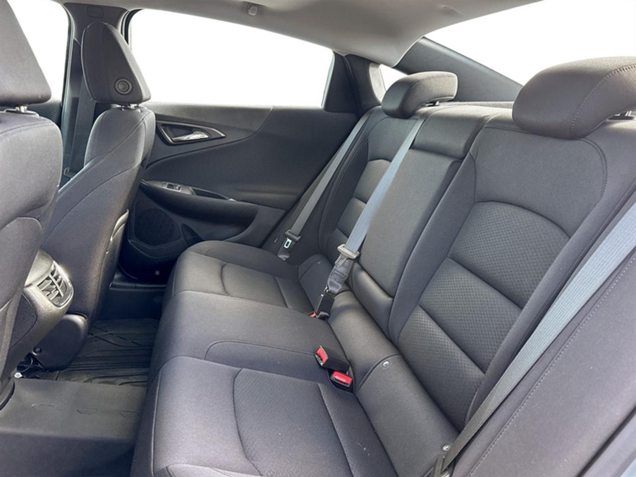 2024 Chevrolet Malibu 1LT w/Sunroof  **CLEAN CARFAX** Photo